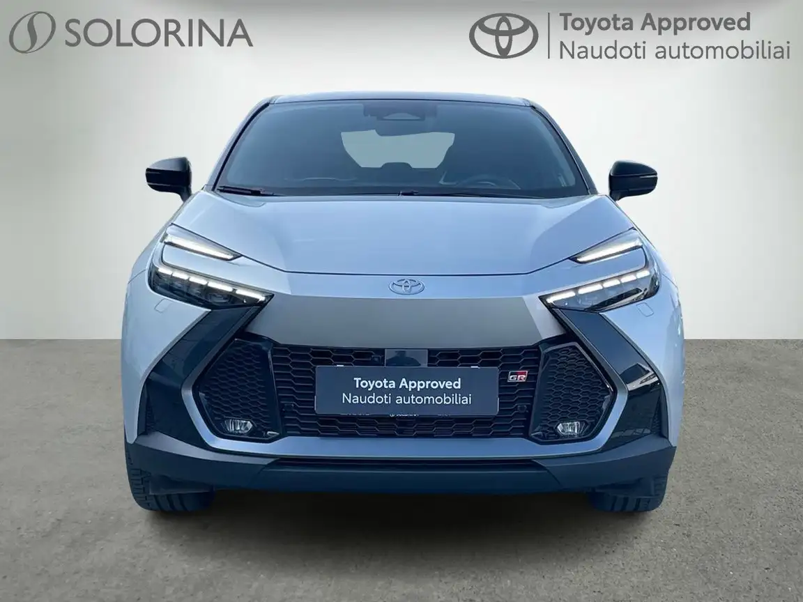 TOYOTA C-HR