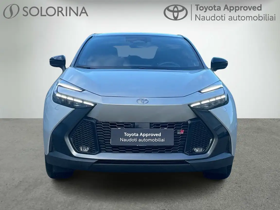 TOYOTA C-HR