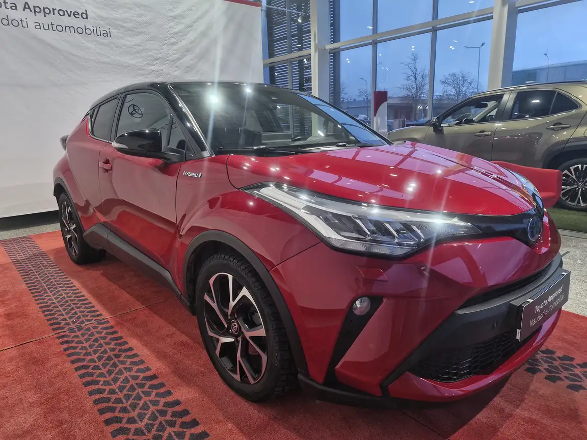 TOYOTA C-HR