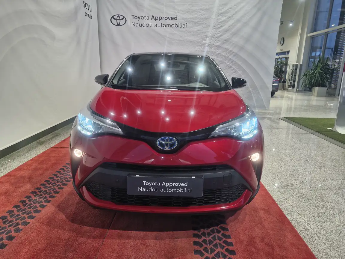 TOYOTA C-HR