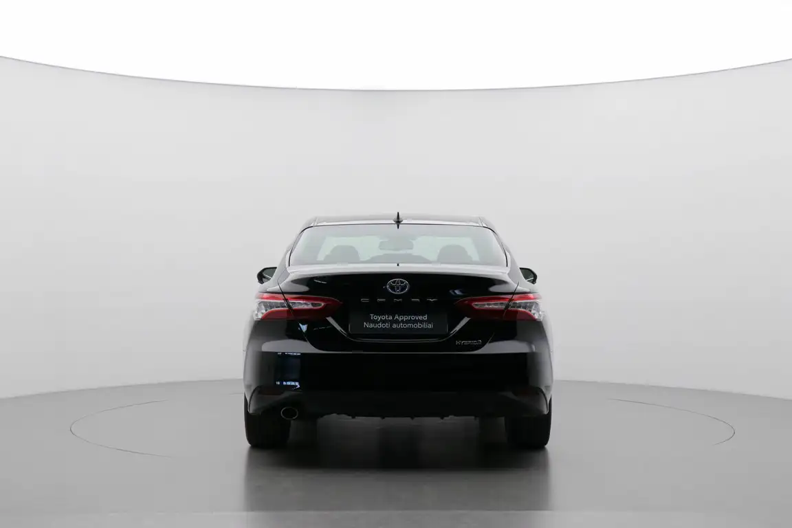 TOYOTA CAMRY