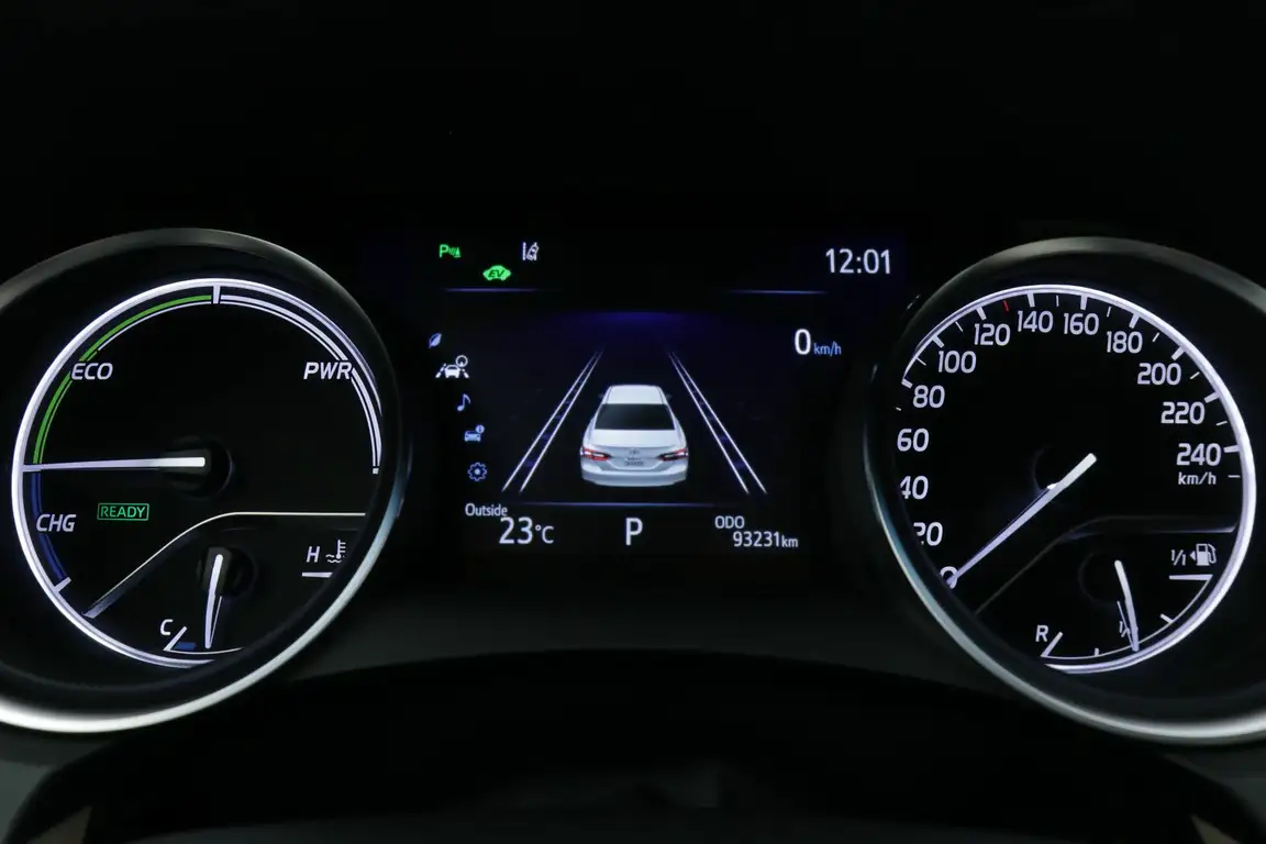 TOYOTA CAMRY