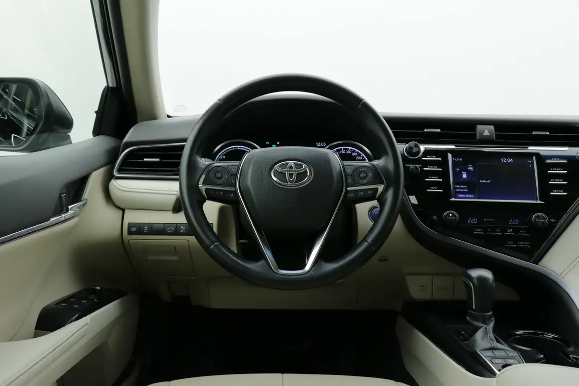 TOYOTA CAMRY