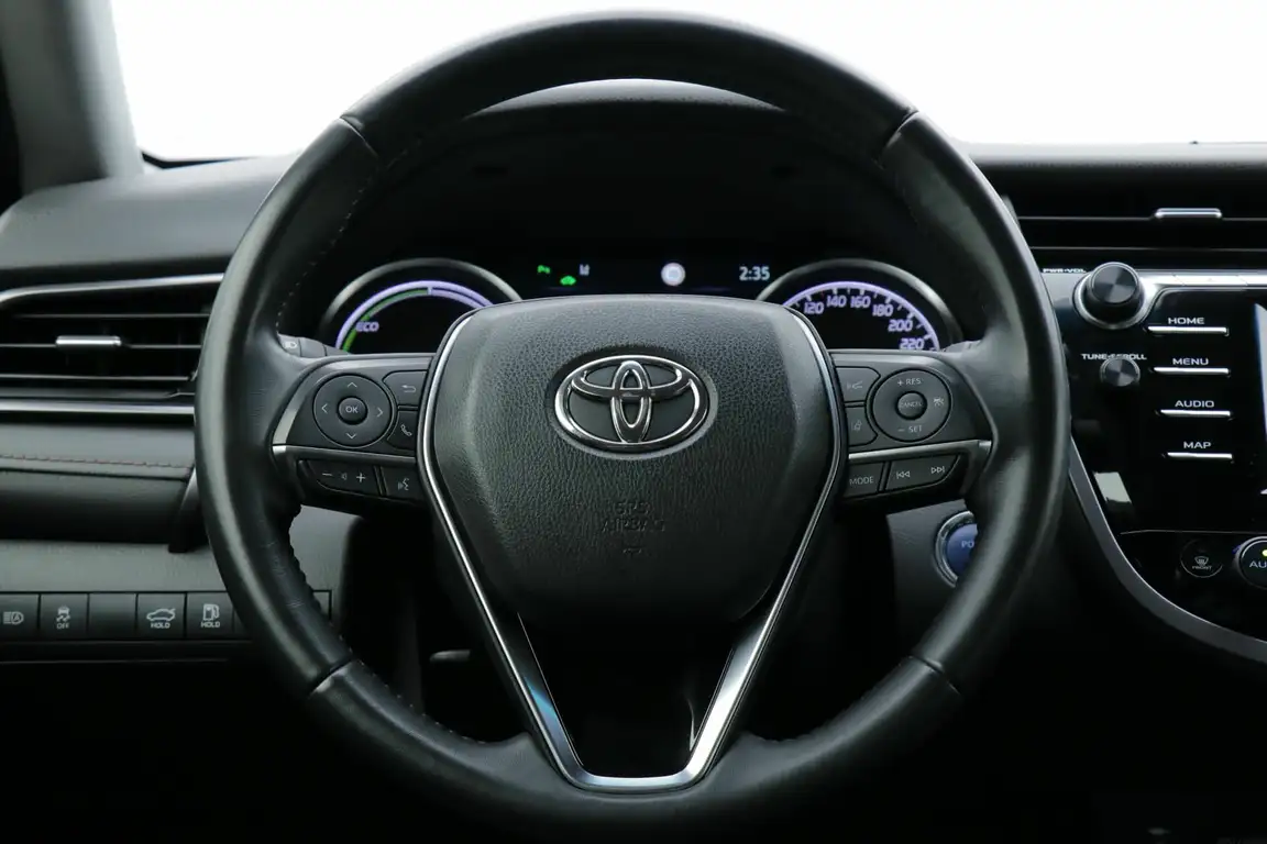 TOYOTA CAMRY