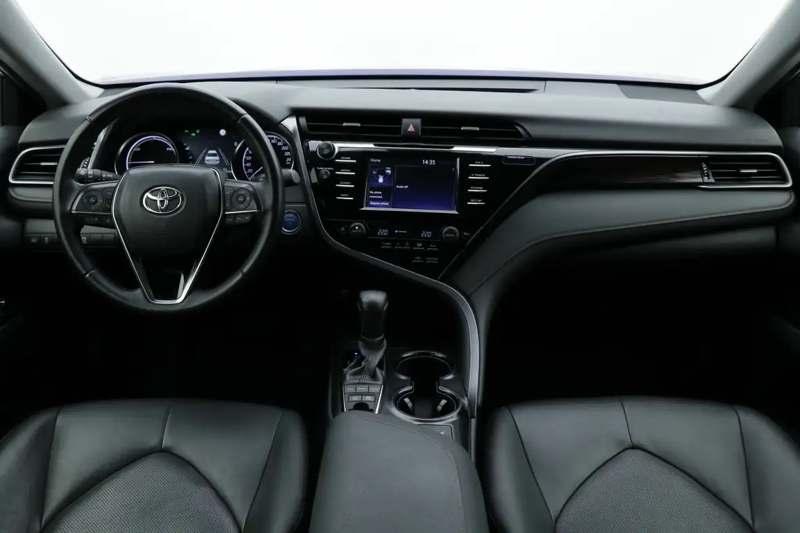 TOYOTA CAMRY