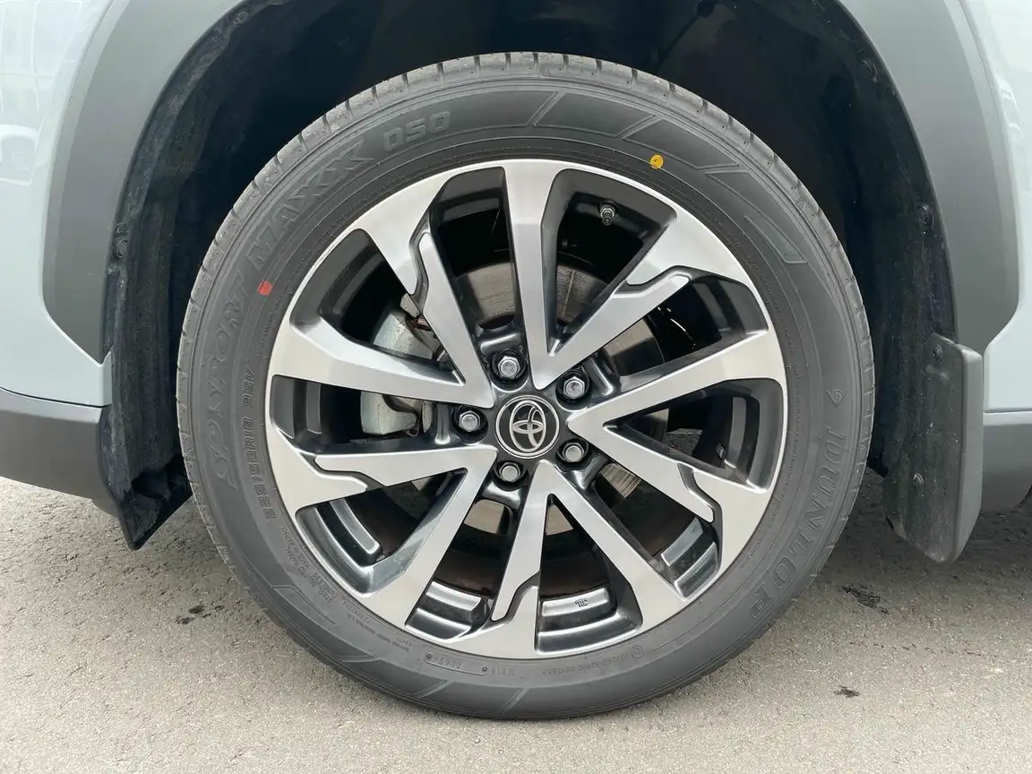 TOYOTA COROLLA CROSS