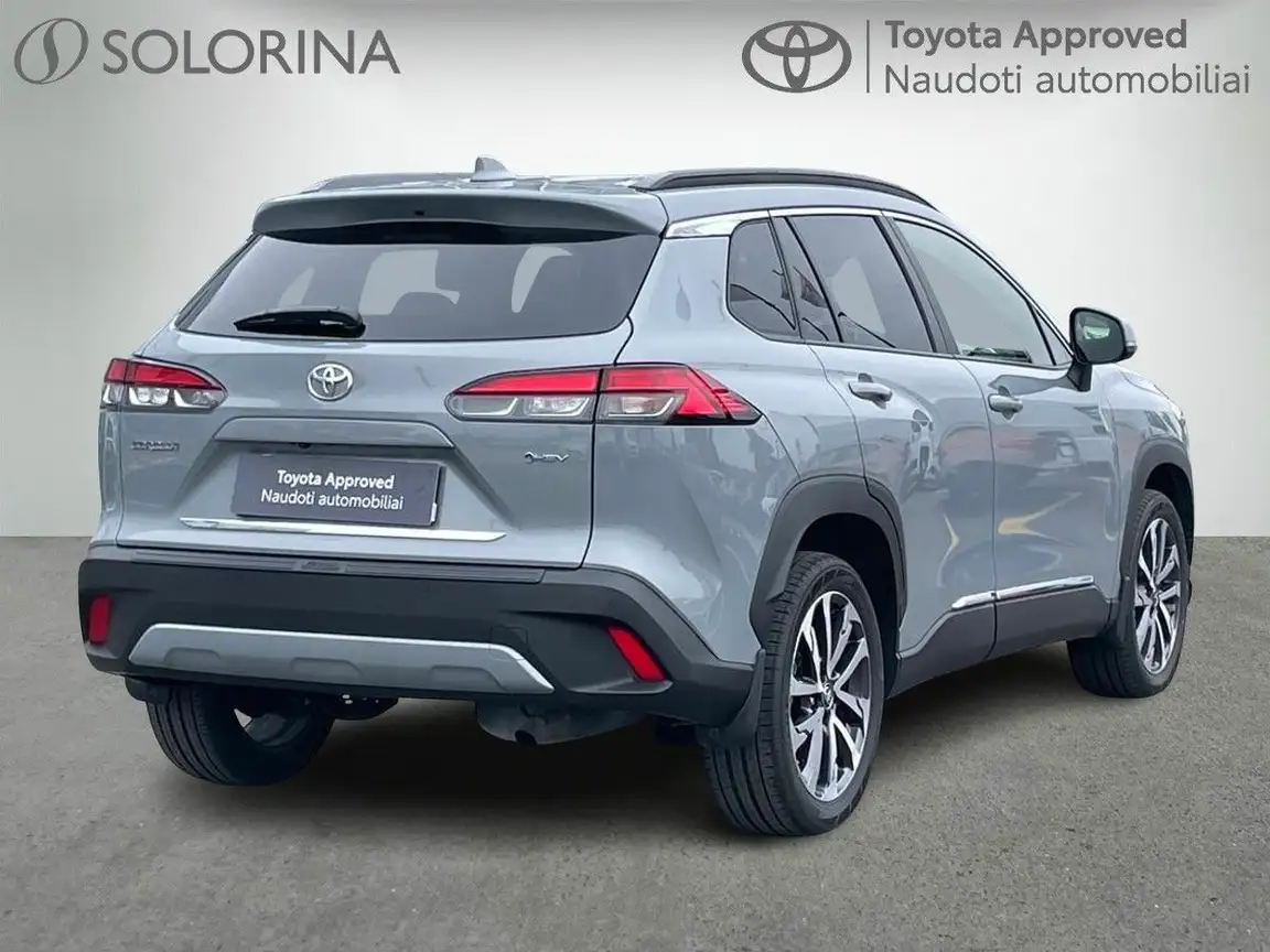 TOYOTA COROLLA CROSS