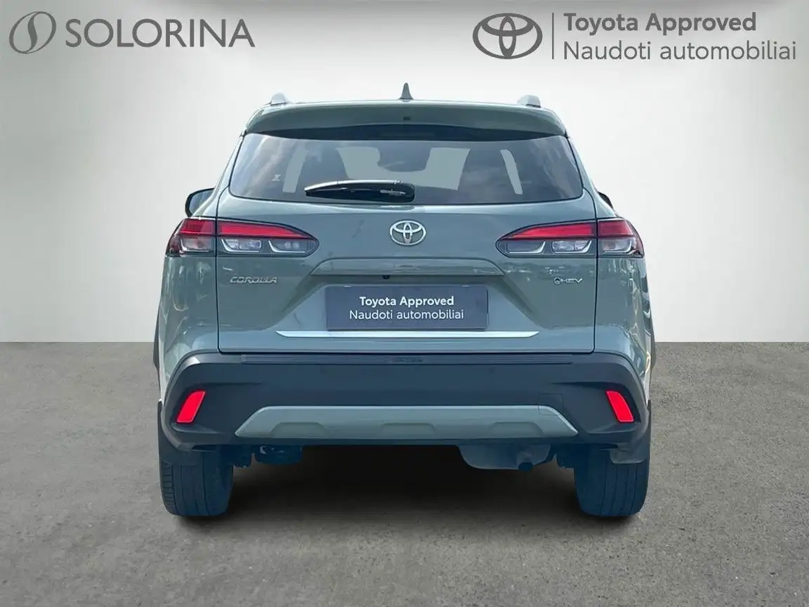 TOYOTA COROLLA CROSS