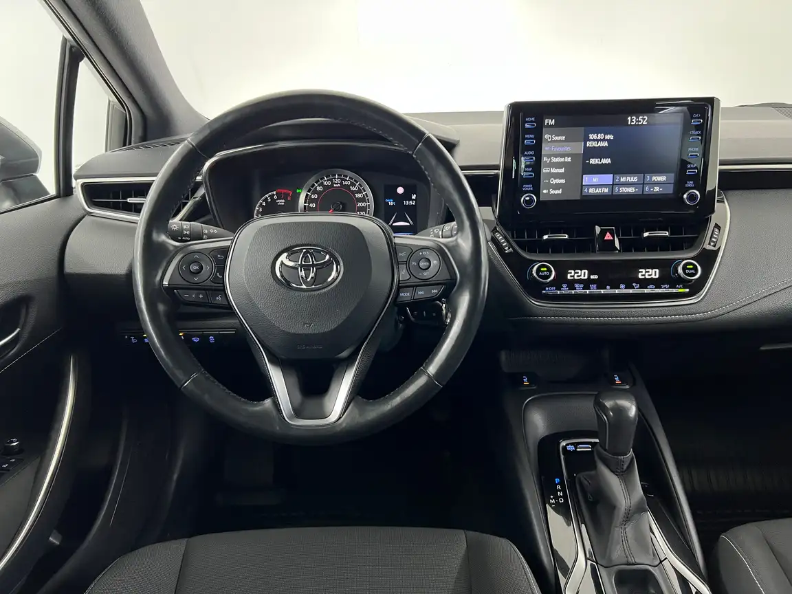TOYOTA COROLLA
