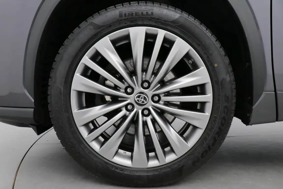 TOYOTA HIGHLANDER