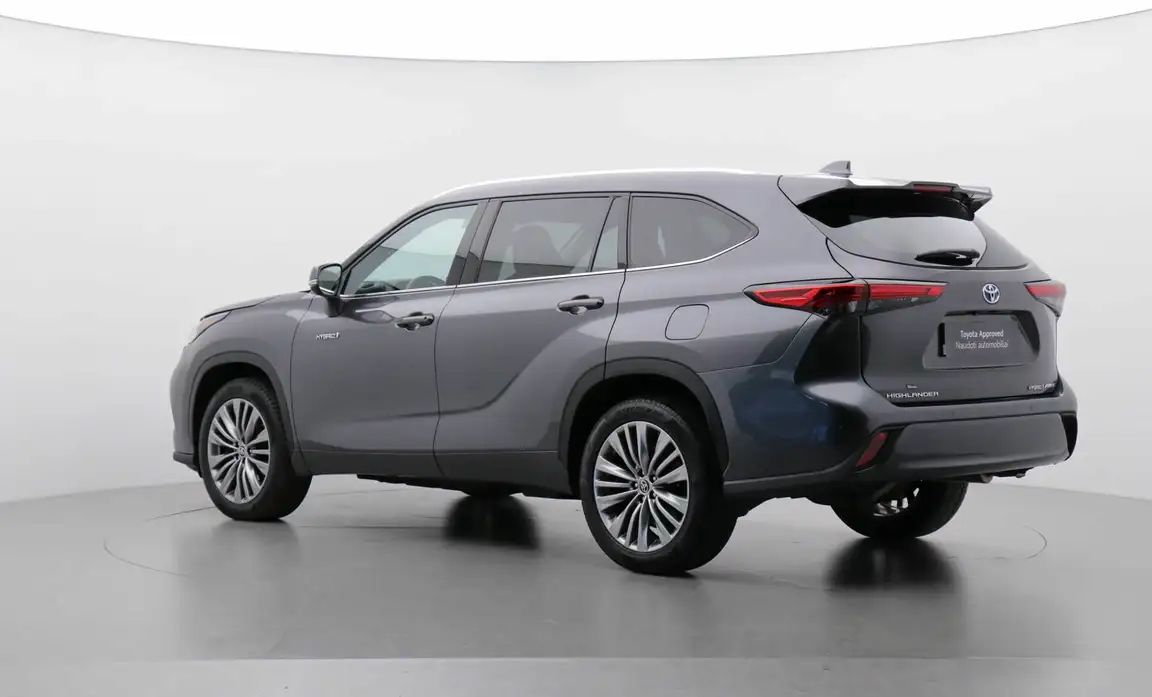 TOYOTA HIGHLANDER