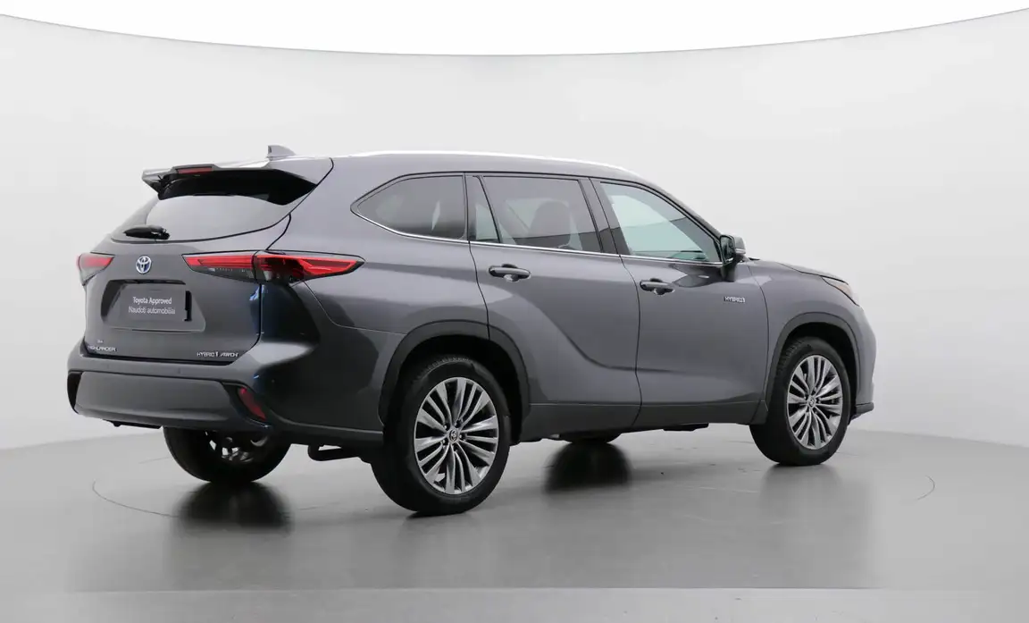 TOYOTA HIGHLANDER