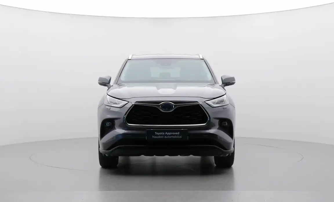 TOYOTA HIGHLANDER