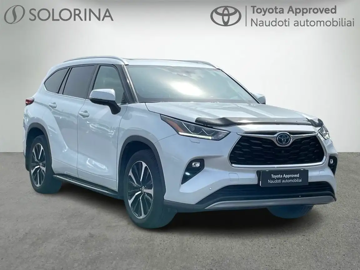 TOYOTA HIGHLANDER