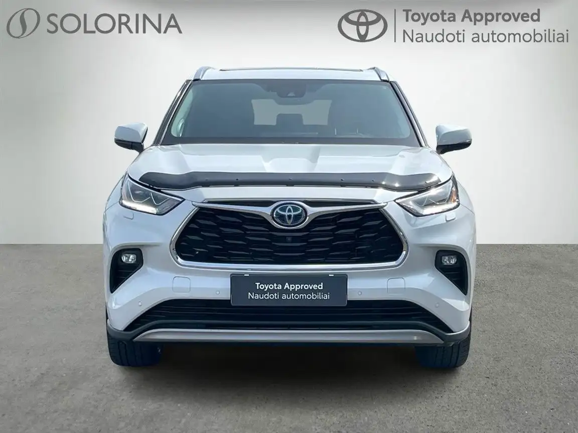 TOYOTA HIGHLANDER