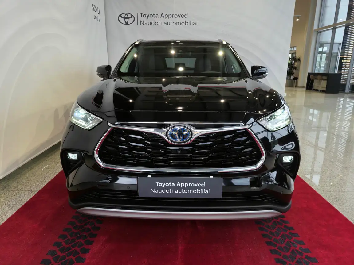TOYOTA HIGHLANDER