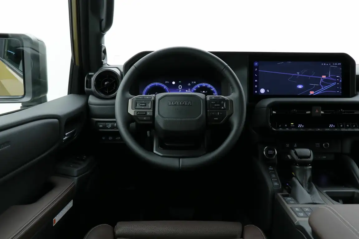 TOYOTA LAND CRUISER