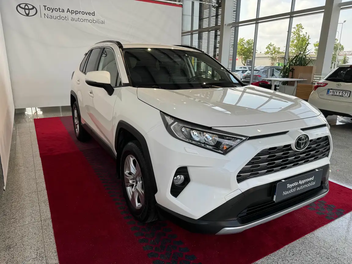 TOYOTA RAV4