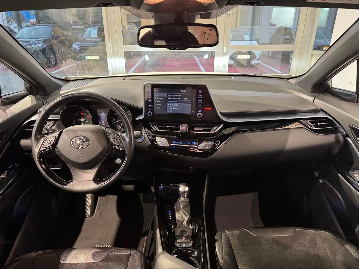 TOYOTA C-HR