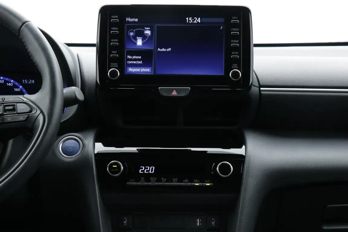 TOYOTA YARIS CROSS