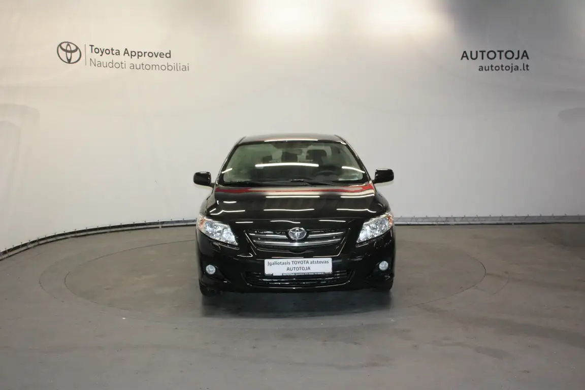 TOYOTA COROLLA