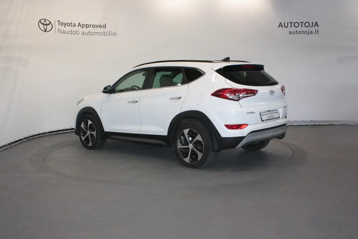 HYUNDAI TUCSON