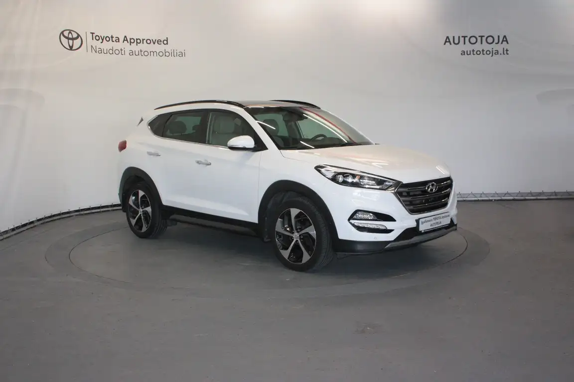 HYUNDAI TUCSON