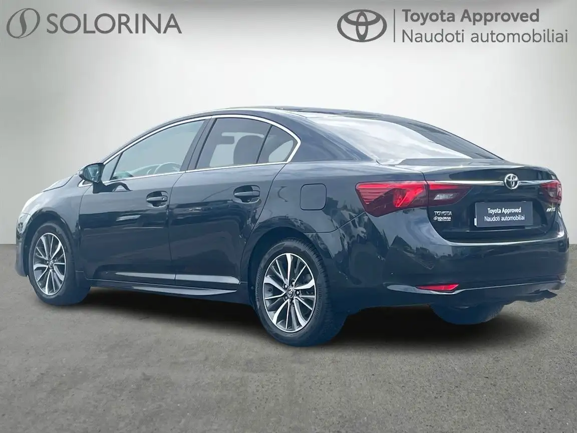 TOYOTA AVENSIS