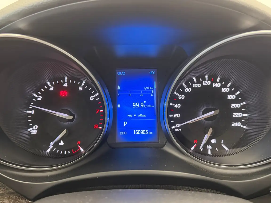 TOYOTA AVENSIS
