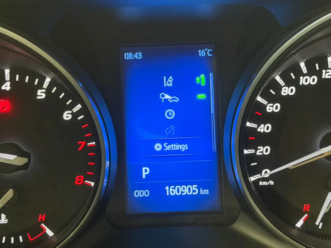 TOYOTA AVENSIS