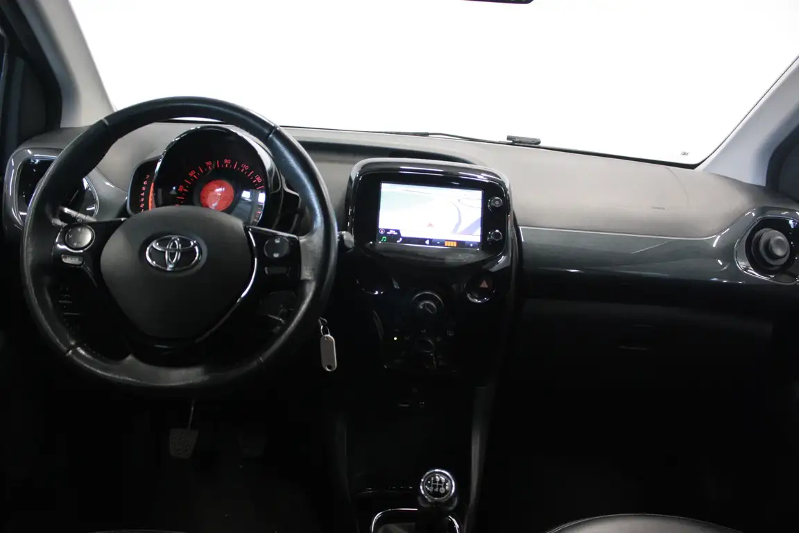 TOYOTA AYGO