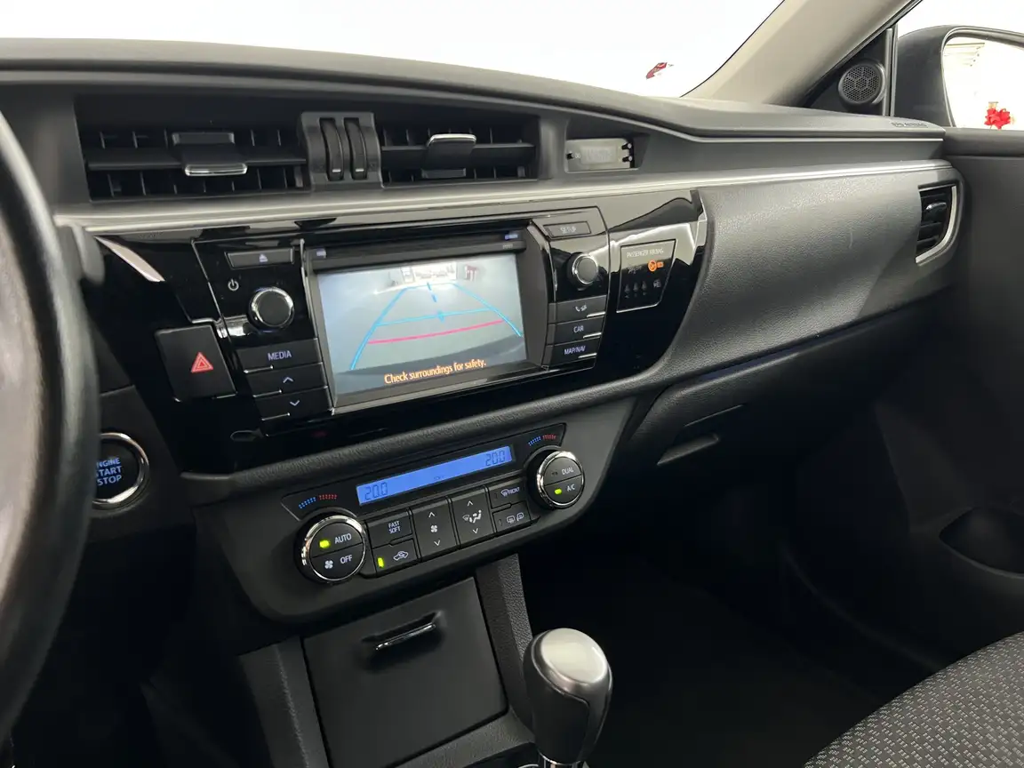 TOYOTA COROLLA