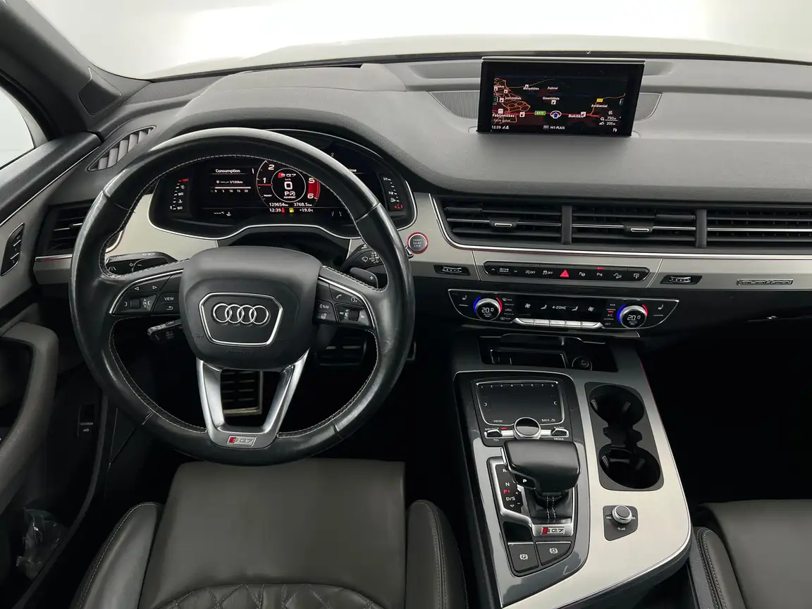 AUDI SQ7