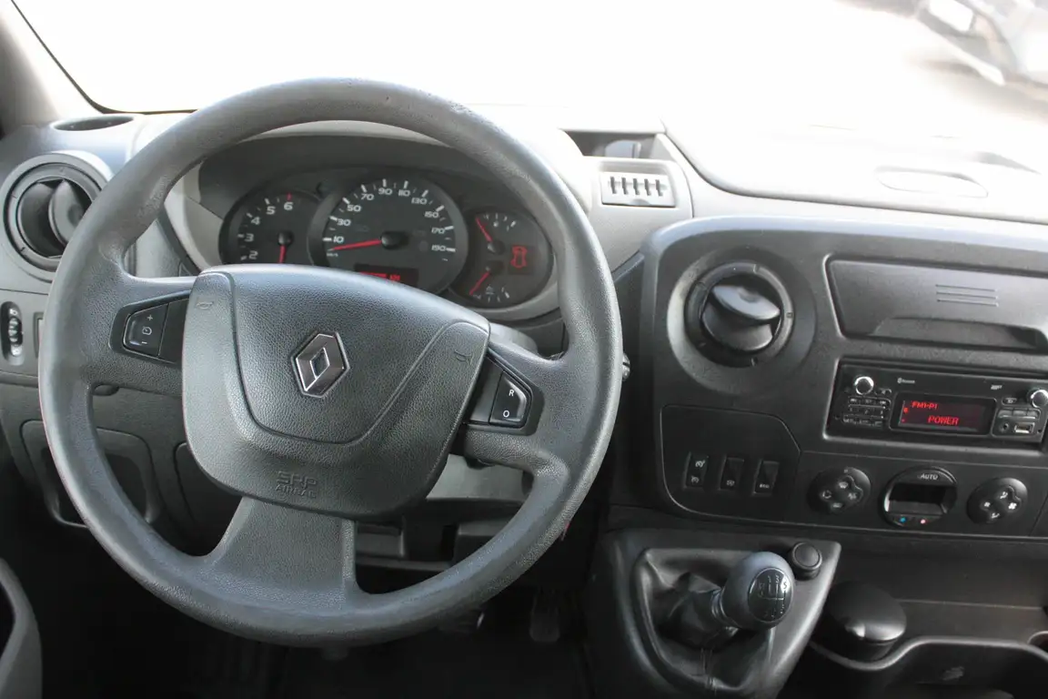 RENAULT MASTER