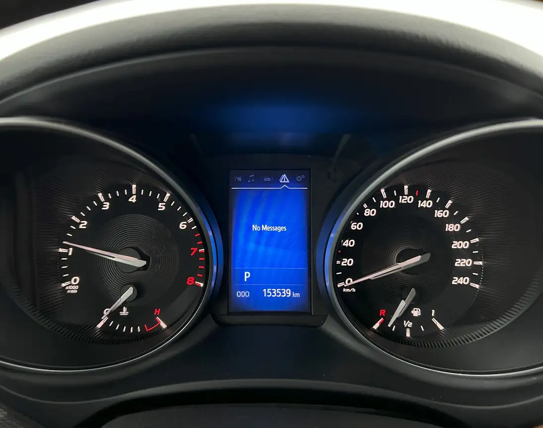 TOYOTA AVENSIS