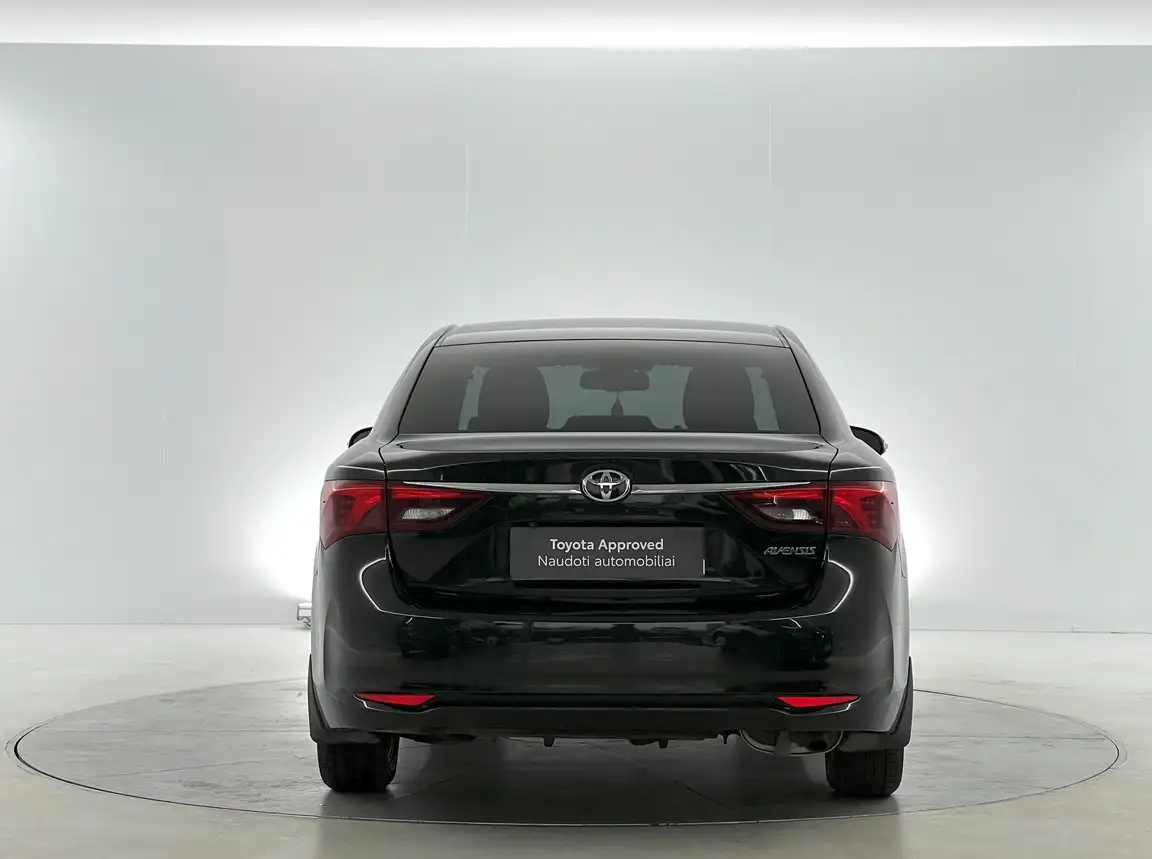 TOYOTA AVENSIS
