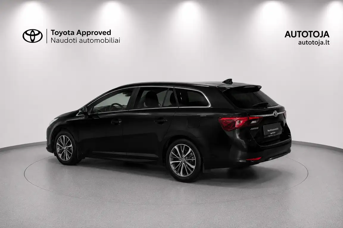TOYOTA AVENSIS