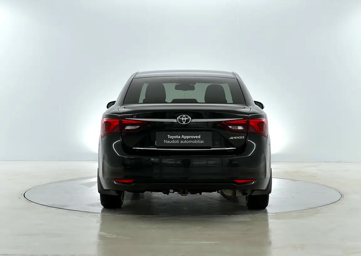 TOYOTA AVENSIS