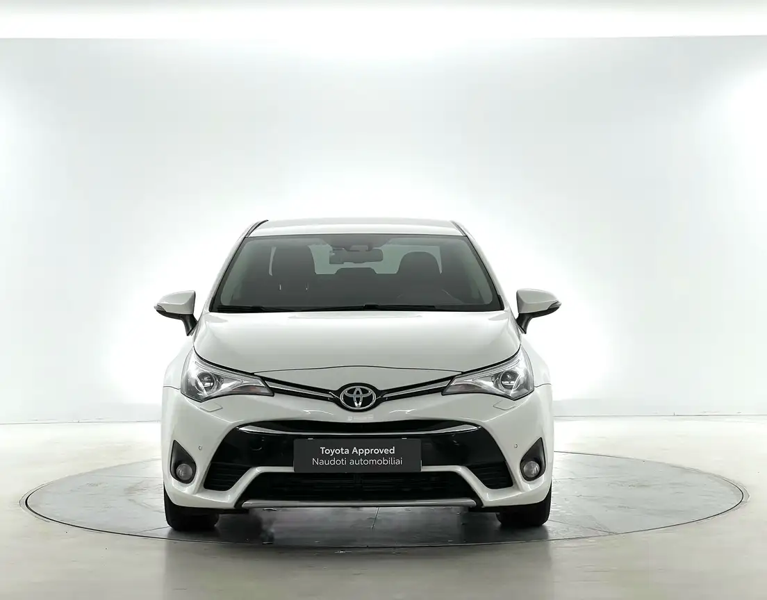 TOYOTA AVENSIS
