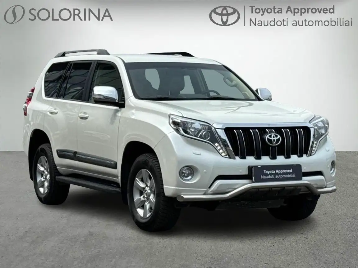 TOYOTA LAND CRUISER