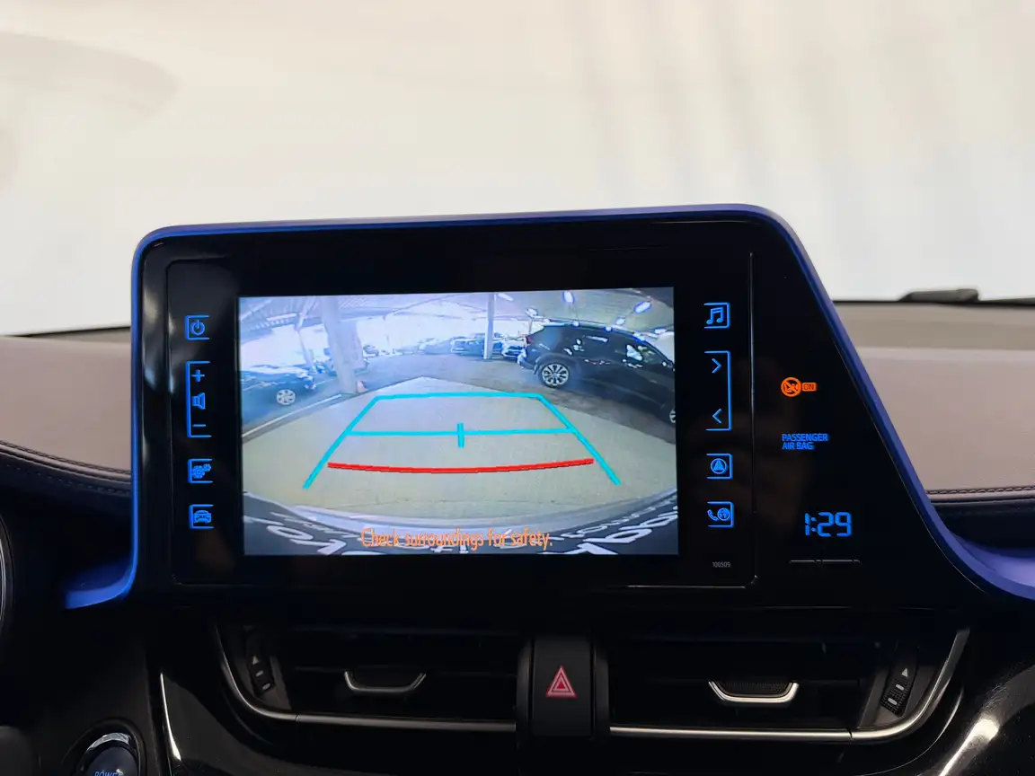 TOYOTA C-HR