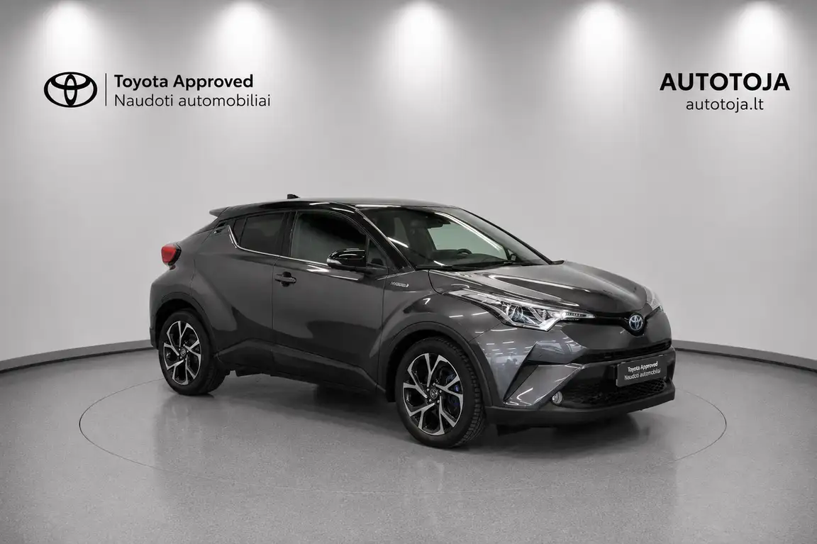 TOYOTA C-HR