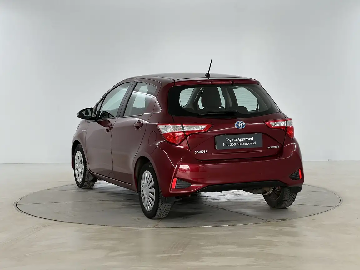 TOYOTA YARIS