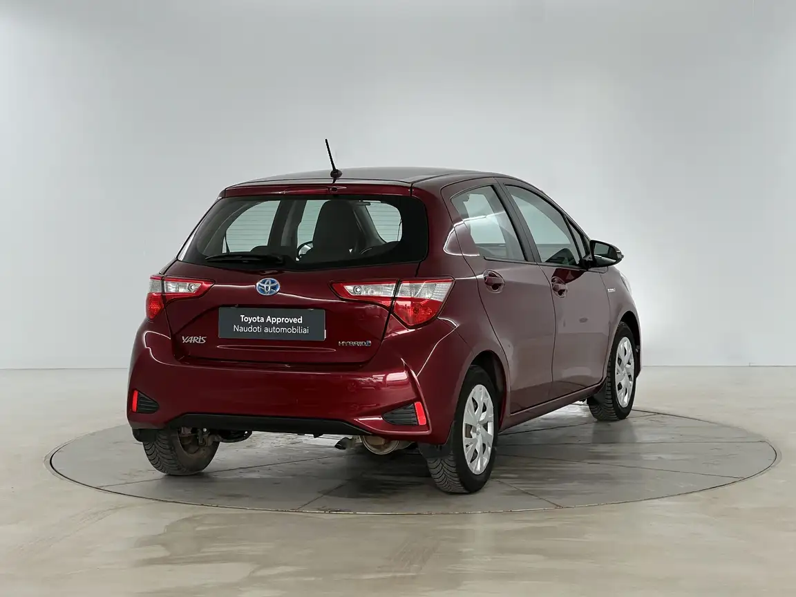 TOYOTA YARIS