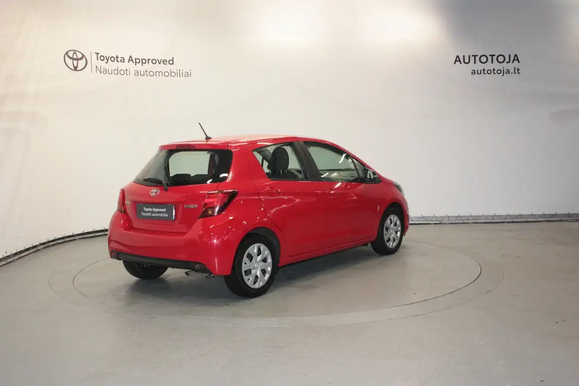 TOYOTA YARIS