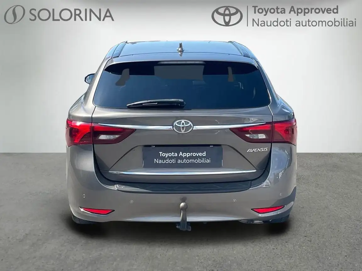 TOYOTA AVENSIS