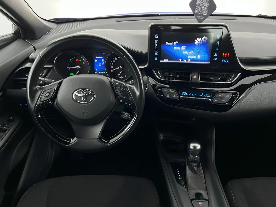 TOYOTA C-HR