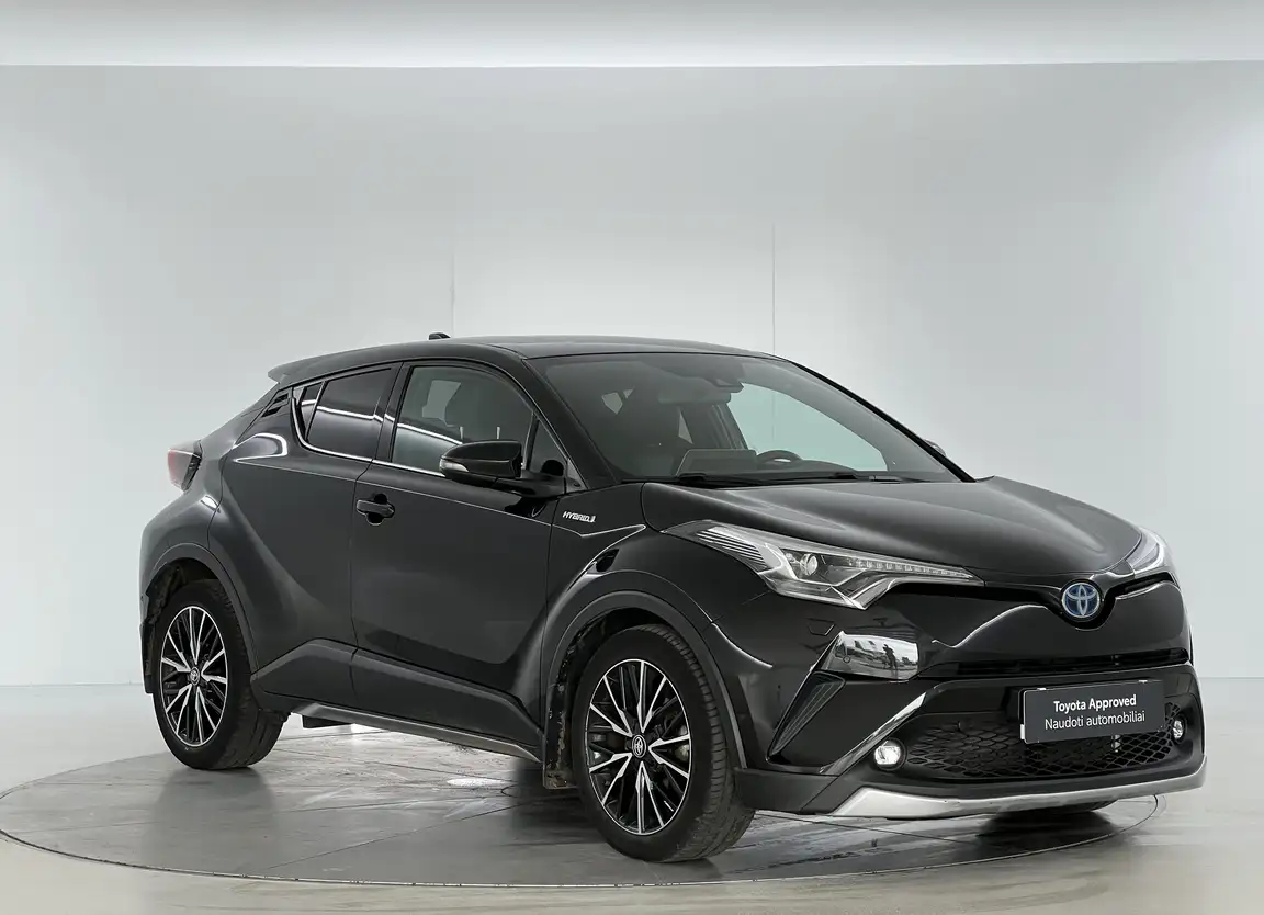 TOYOTA C-HR