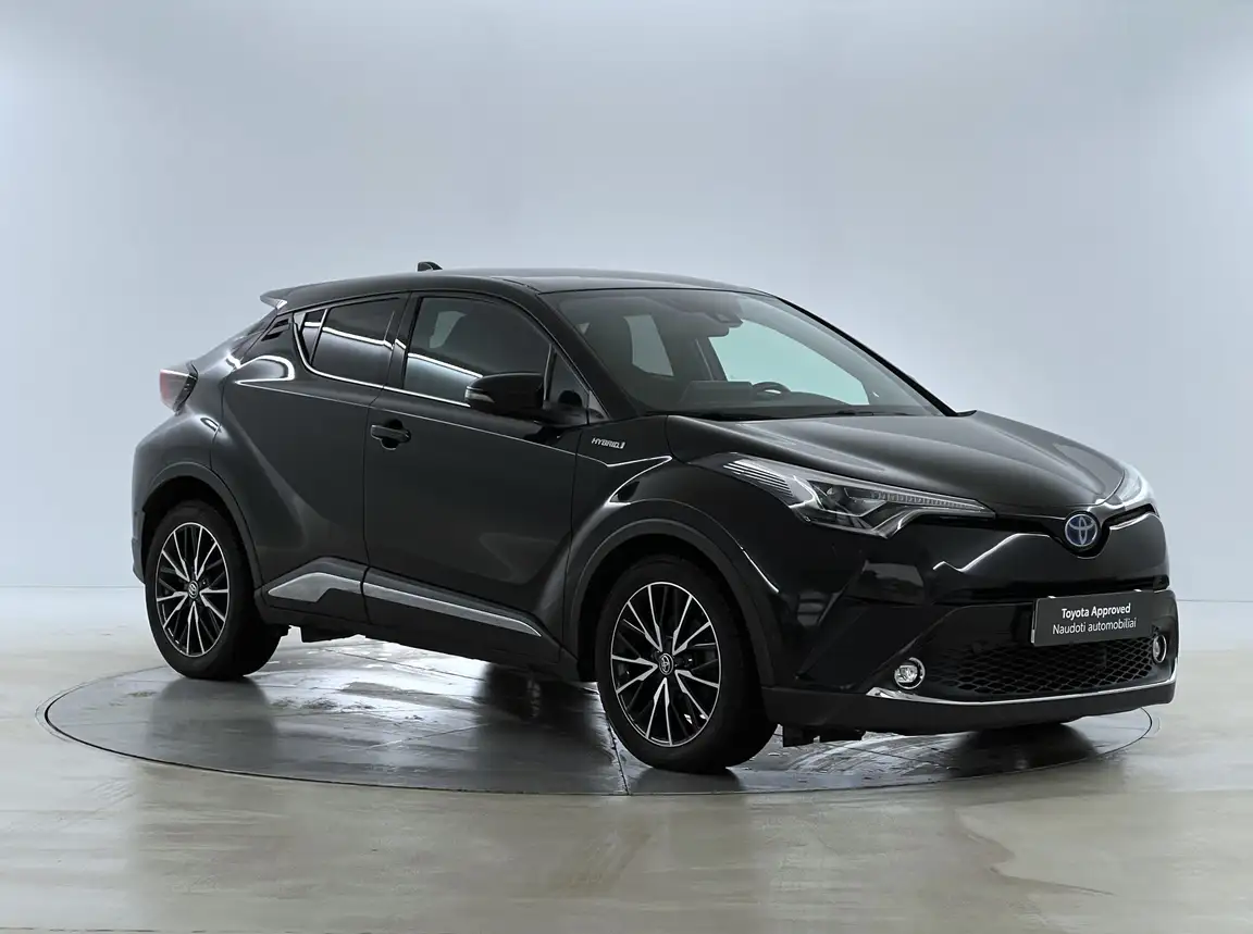 TOYOTA C-HR