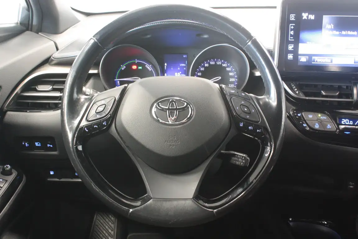TOYOTA C-HR
